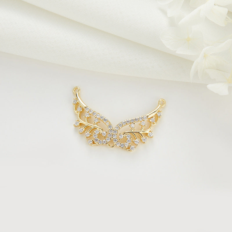 2 Engelsflügel-Rentier-Mond-Charm-Anhänger mit Strassverzierung aus 14-karätigem GF