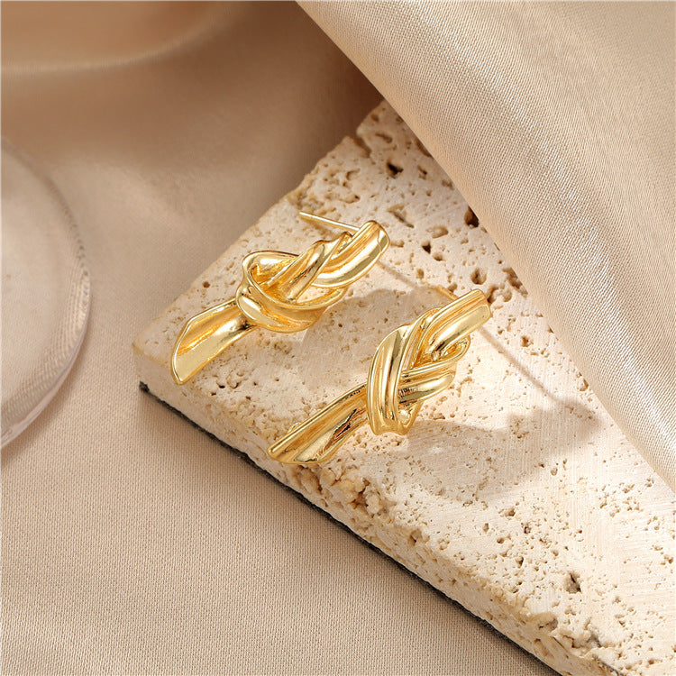 Boucles d'oreilles à tige en forme de poisson rouge, 4 nœuds torsadés, goutte d'eau, 14K GF, fil d'oreille