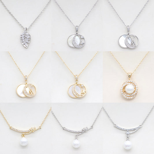 2-Blatt-Mond-Stern-Charm-Kabelketten-Halskette mit Strassverzierung aus 14-karätigem GF-Choker