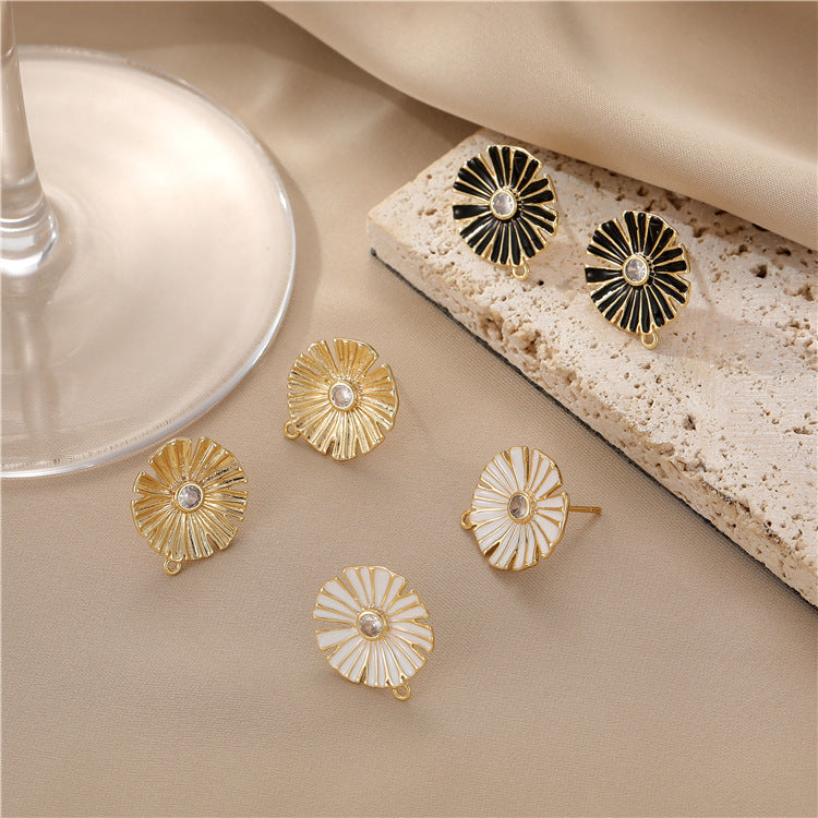 4 boucles d'oreilles florales avec boucle en émail époxy 14K GF strass embellies