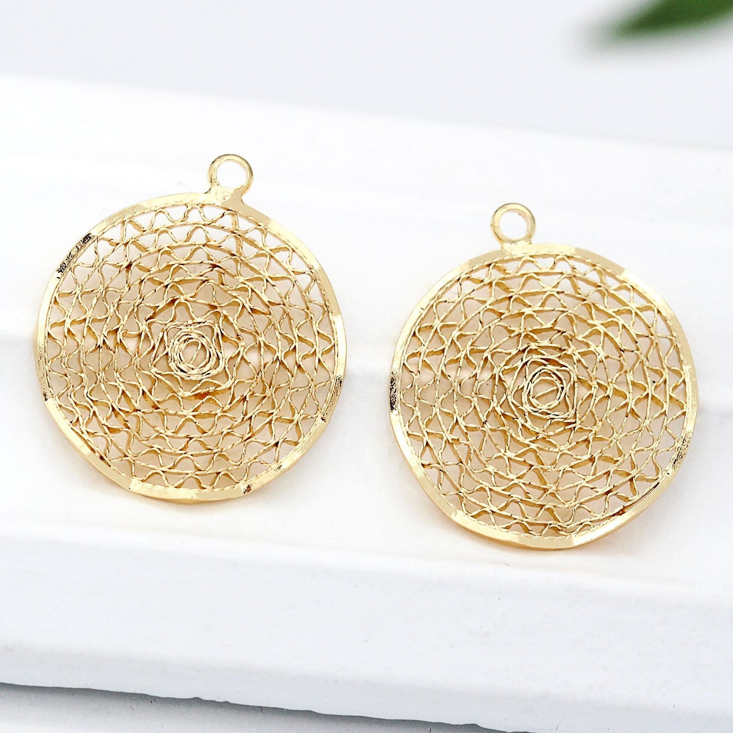 10 pendentif à breloque rond creux 14K GF