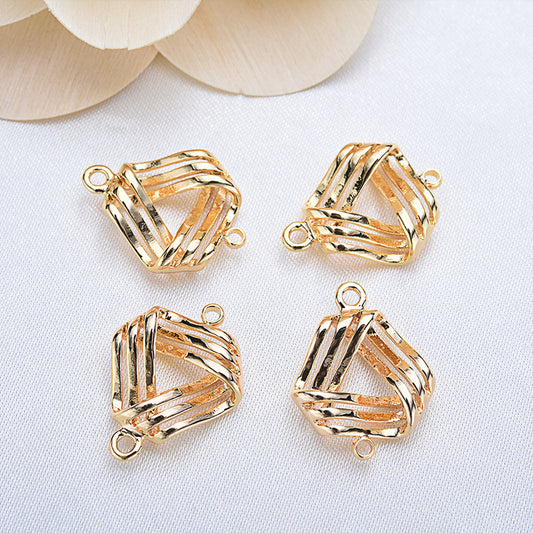 20 connecteurs de charme de cercle triangulaire torsadé à double boucle 14K GF