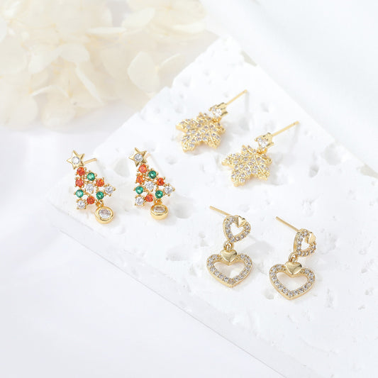 4 boucles d'oreilles à tige en forme de cœur et d'arbre de Noël en forme de feuille d'érable 14 carats GF ornées de strass