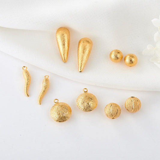 10 Perle ronde givrée Corne italienne Roundelle Charm Pendentif 14K GF