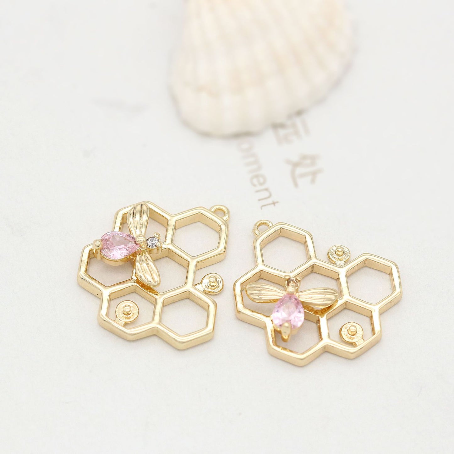 2 pendentif à breloque abeille en nid d'abeille strass embelli 14K GF perle à moitié percée perle vierge