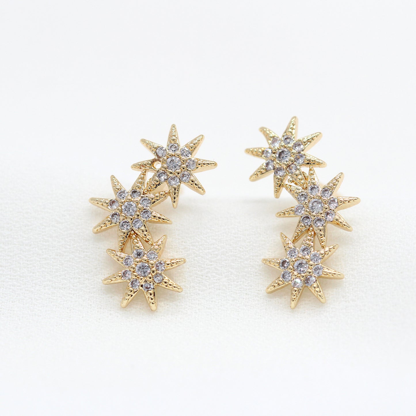 4 boucles d'oreilles trois étoiles à tige ornées de strass 14K GF