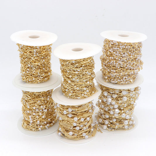 2 Meter lange Herz-Gliederkette mit 14-karätigem GF-Strass und Perlenverzierung