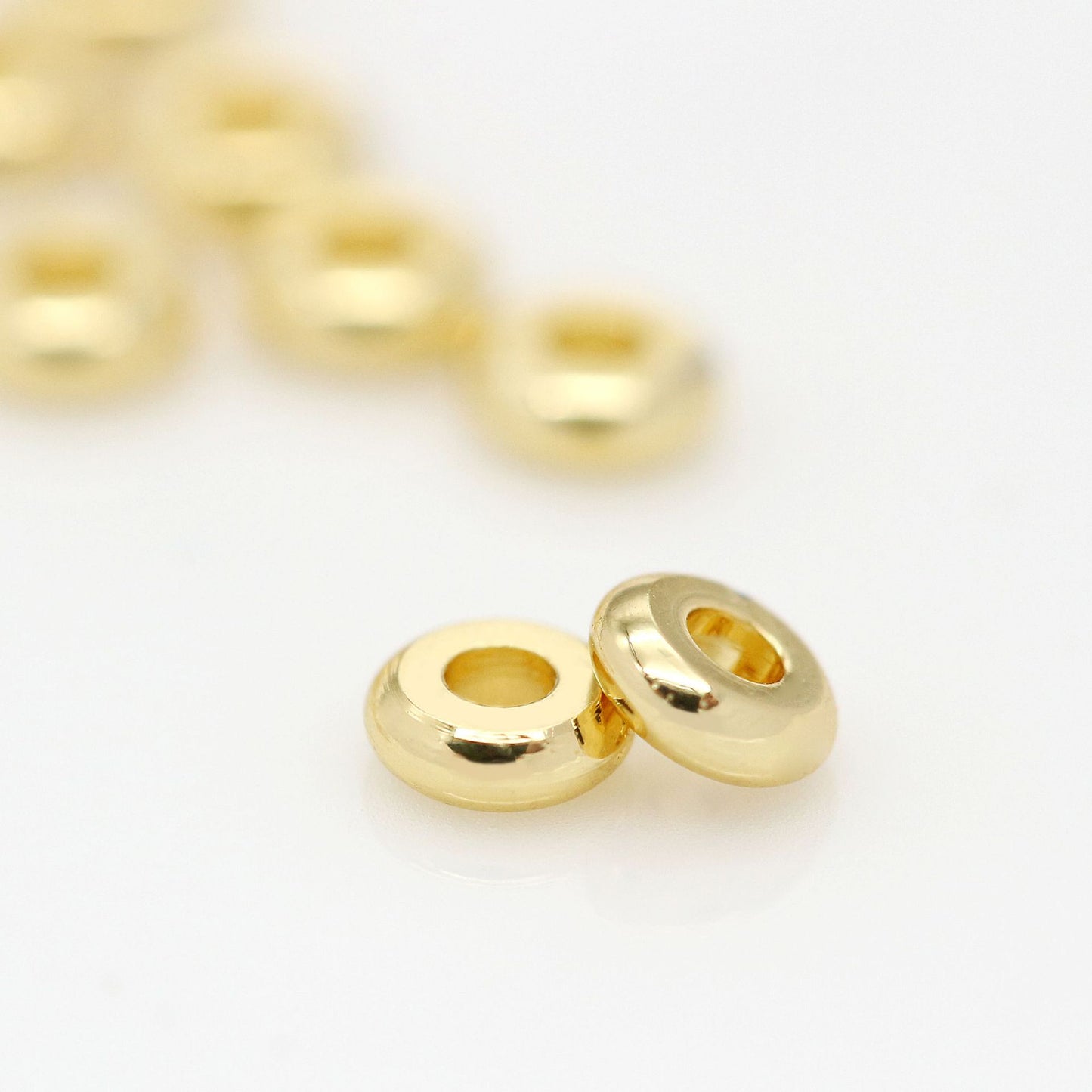10 Charme de perle ronde plate 14K GF Entretoise de perles