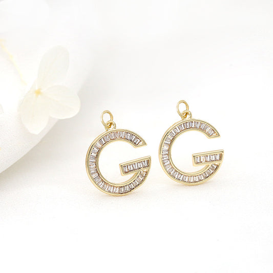 Pendentif à breloque 2 lettres G orné de strass 14K GF