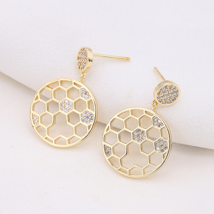 4 boucles d'oreilles à clous à breloque en nid d'abeille ornées de strass 14K GF Earing