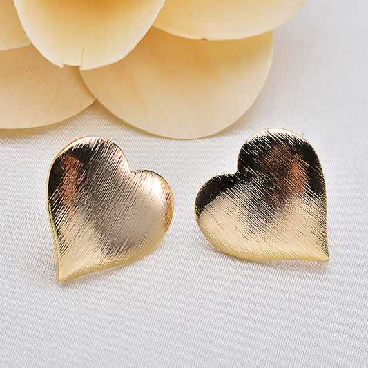 20 boucles d'oreilles à tige en forme de cœur incurvé givré avec boucle d'oreille 14K GF