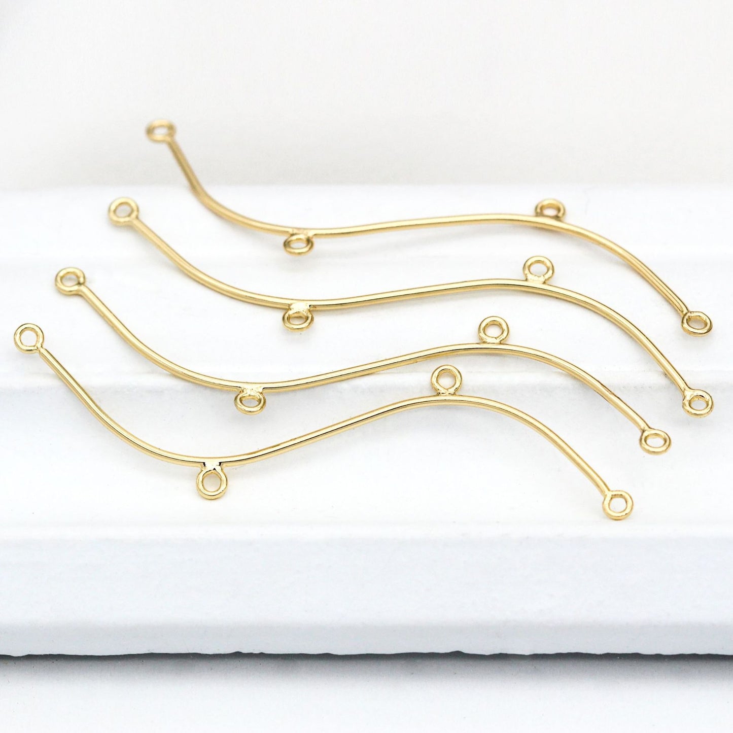 20 pendentifs à breloques en forme de S incurvés à boucles multiples 14K GF