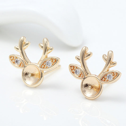 4 boucles d'oreilles à tige en forme de renne ornées de strass 14 carats GF, perles à moitié percées, vierges
