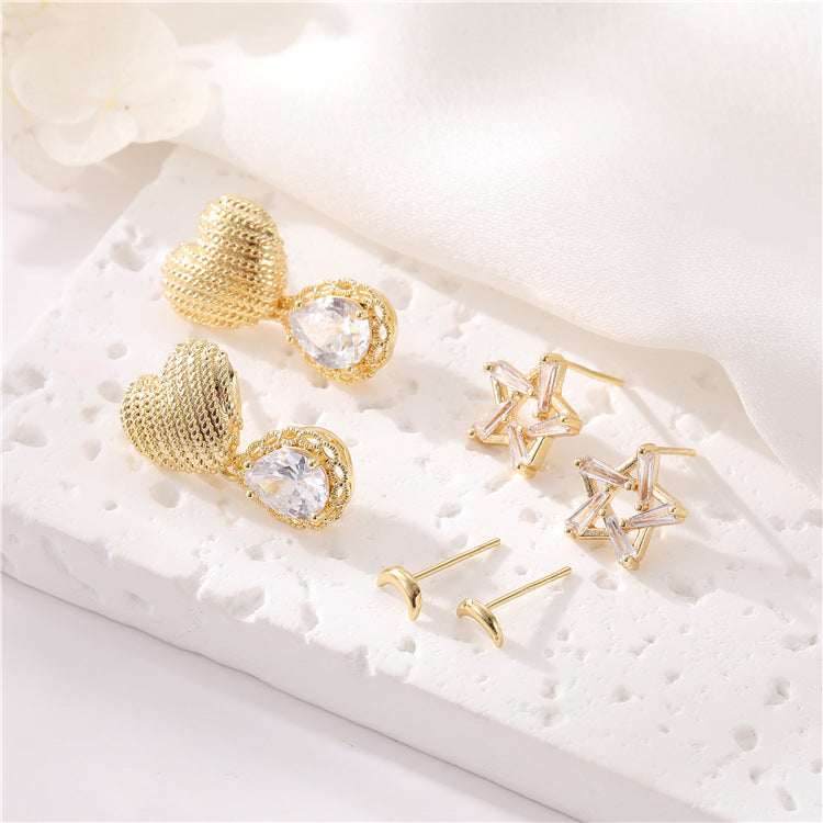 Boucles d'oreilles à tige en forme de cœur et d'étoile de lune, 4 pièces, ornées de strass 14K GF
