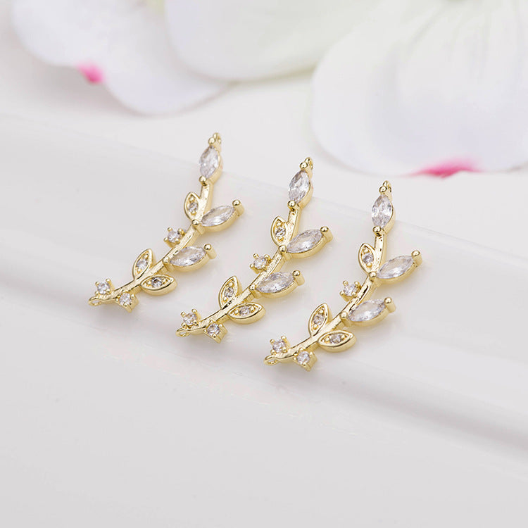 2 connecteurs de charme de branche de feuille courbée à double boucle ornés de strass 14K GF