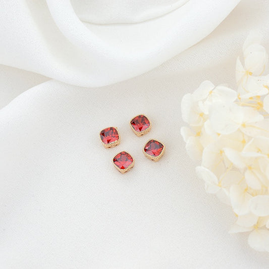 2 quadratische Perlen-Charms mit Strassverzierung, 14-karätiger GF-Charm, Perlenarbeit, Abstandshalter