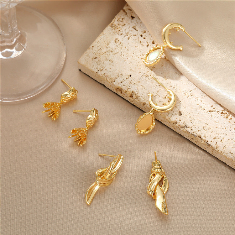 Boucles d'oreilles à tige en forme de poisson rouge, 4 nœuds torsadés, goutte d'eau, 14K GF, fil d'oreille
