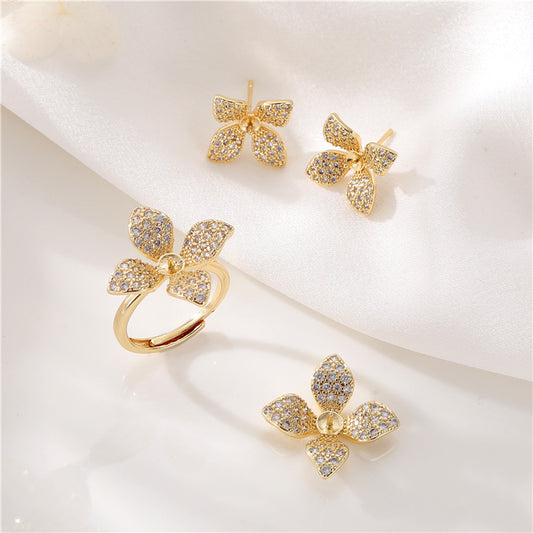 2 boucles d'oreilles pendantes à breloque florale, bague de déclaration ornée de strass 14K GF, perle semi-percée, perle vierge