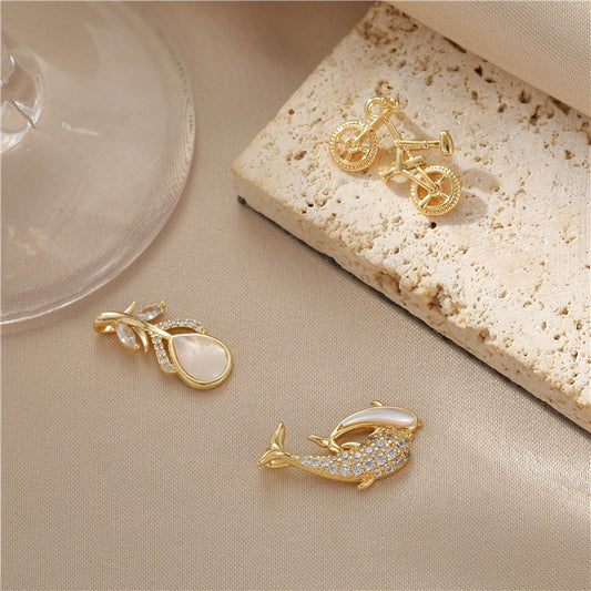 2 pendentif de charme de vélo de dauphin de plume de paon orné de strass 14K GF