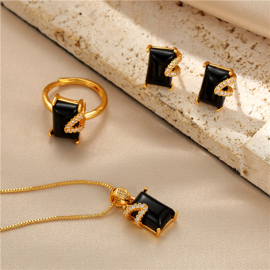 2 ensembles de pendentifs à breloques ornés de strass rectangulaires, collier, boucles d'oreilles, bague de déclaration 14K GF