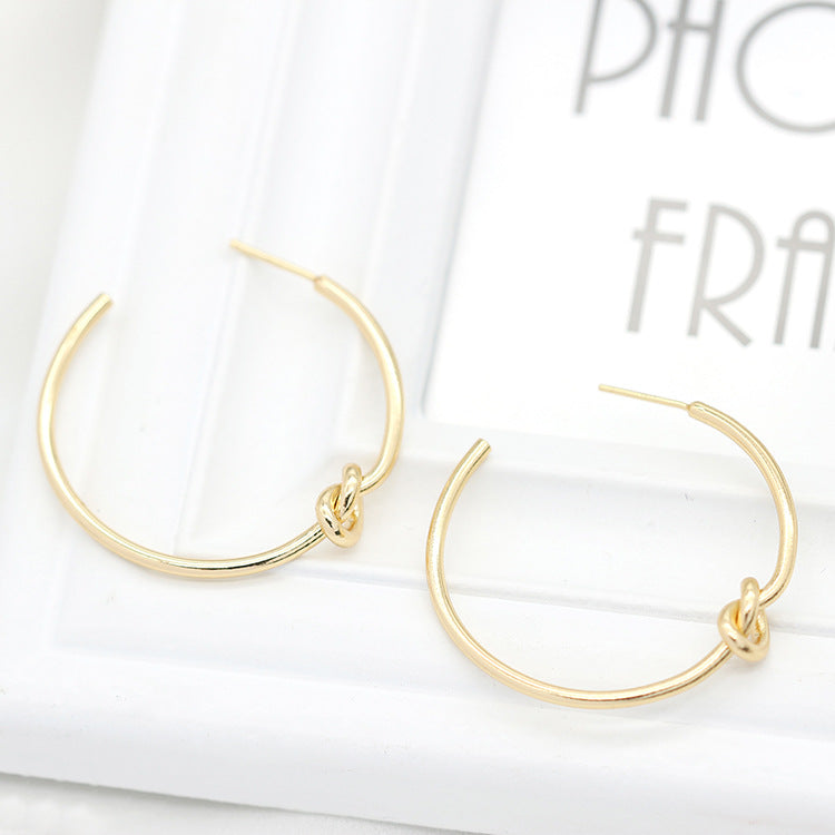 Boucles d'oreilles à tige en cercle à 4 demi-nœuds 14K GF