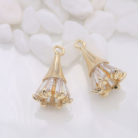 Pendentif à breloque à 2 cônes orné de strass 14K GF
