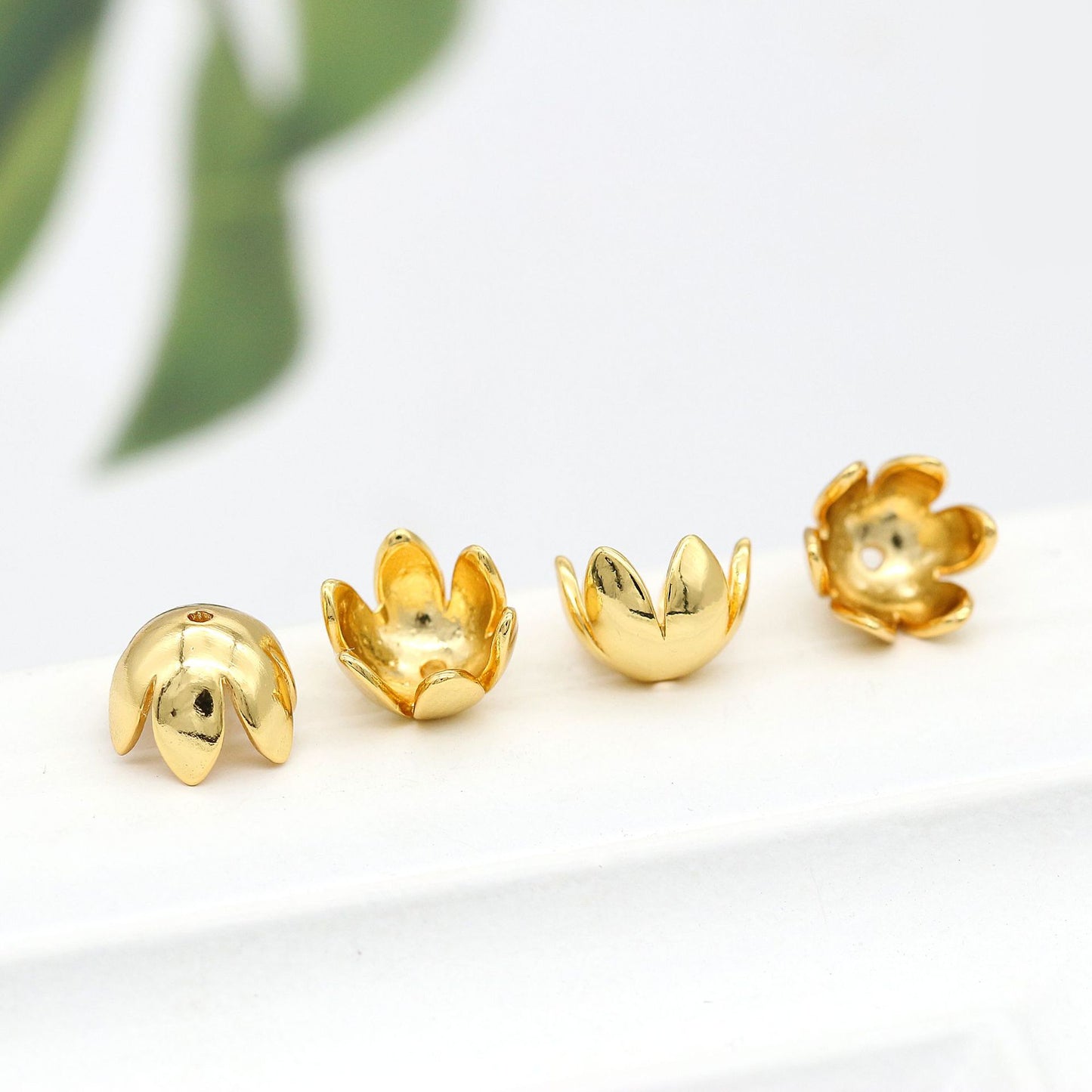 2 Coupe de capuchon de perles florales 14K GF Charm Beadwork Spacer