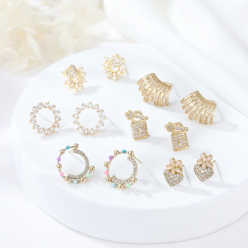 Boucles d'oreilles à tige en forme de cœur, 4 cercles perlés, ornées de strass 14K GF