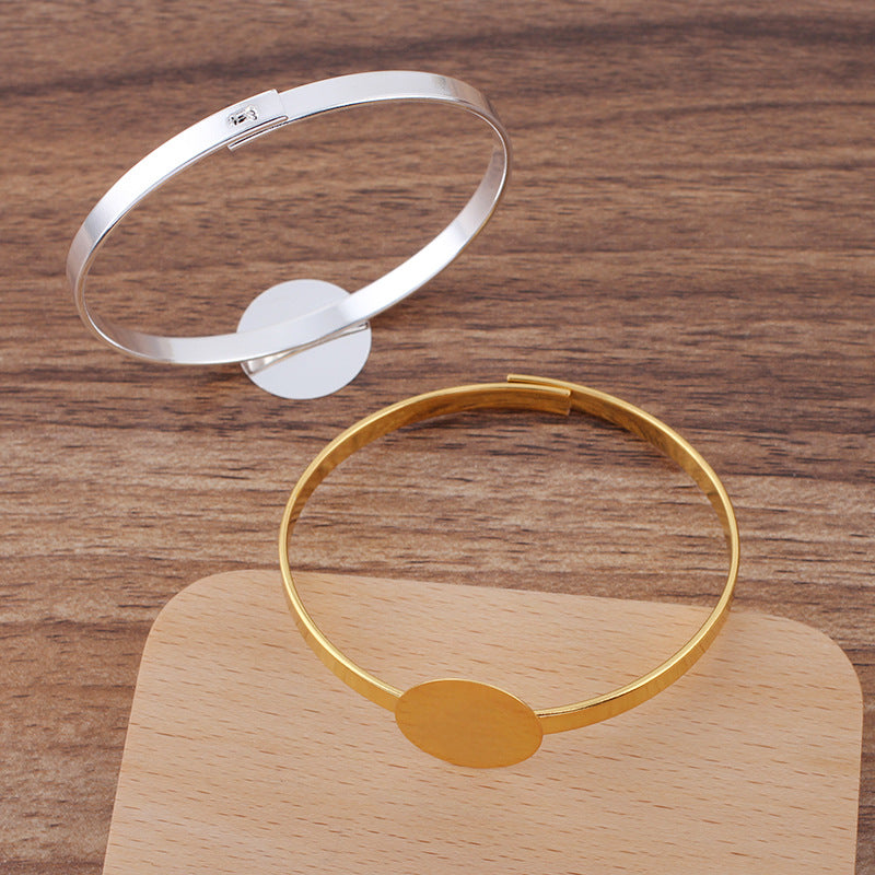 50 flacher, zu öffnender Kreis-Armreif, 18 kg, 20 mm, runde Cabochon-Rohlingsbasis, Edelsteinfassung