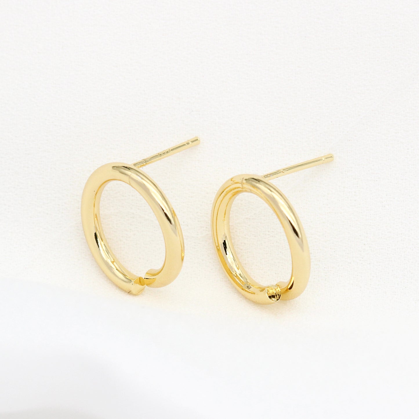 20 boucles d'oreilles à tige en cercle ouvert 14K GF
