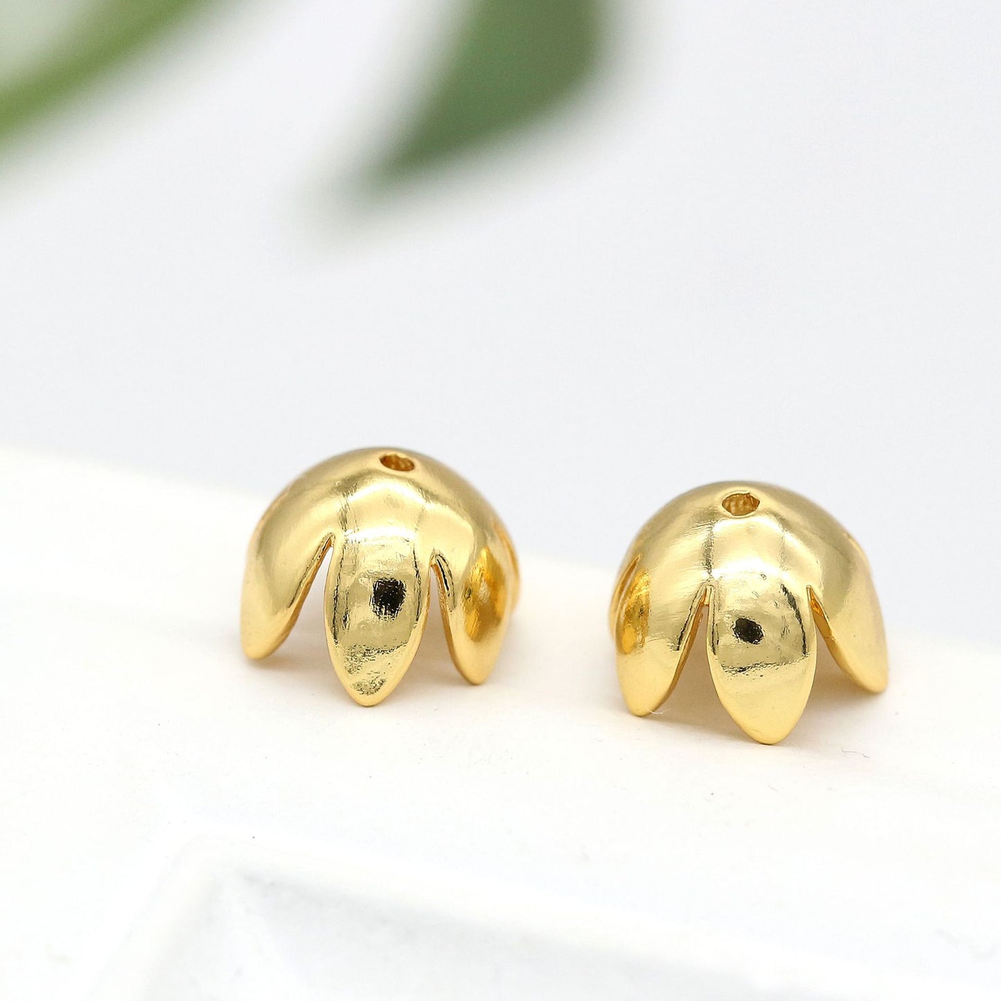 2 Coupe de capuchon de perles florales 14K GF Charm Beadwork Spacer