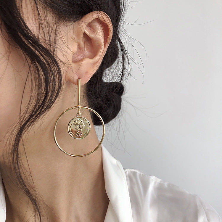 5 Queen Coin Charm Pendant 14K GF