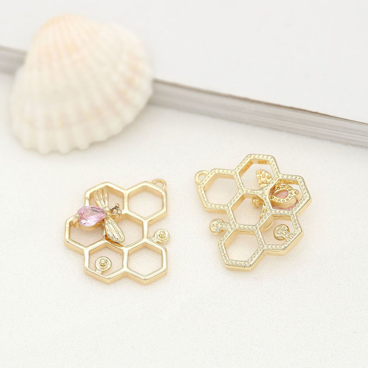2 pendentif à breloque abeille en nid d'abeille strass embelli 14K GF perle à moitié percée perle vierge