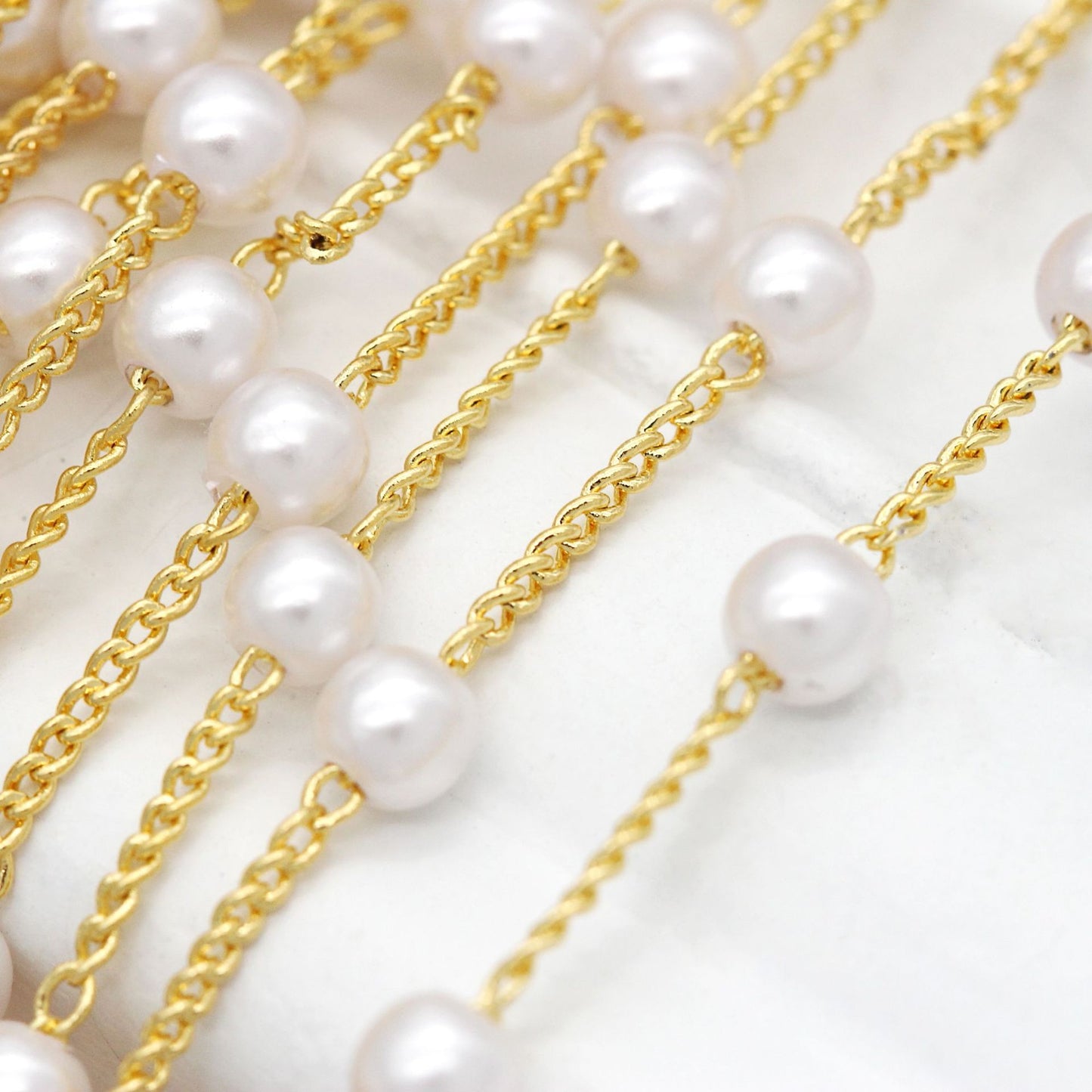 Chaîne câble de 2 mètres 14K GF ornée de perles