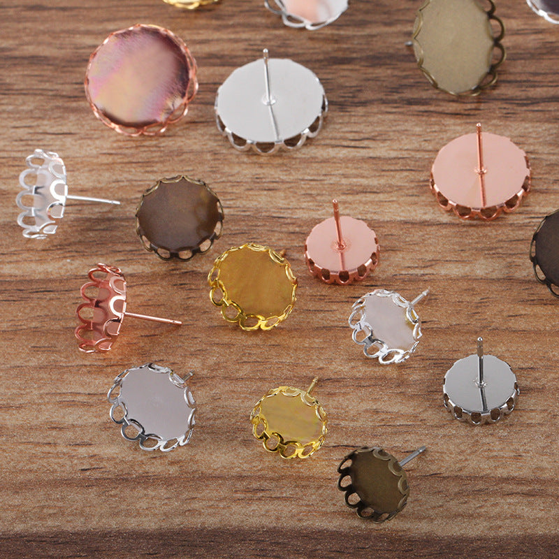 100 boucles d'oreilles à tige avec lunette à bord festonné, 18KGP, 10mm, 12mm, 14mm, 16mm, cabochon rond, Base vierge, réglage de pièces de pierres précieuses