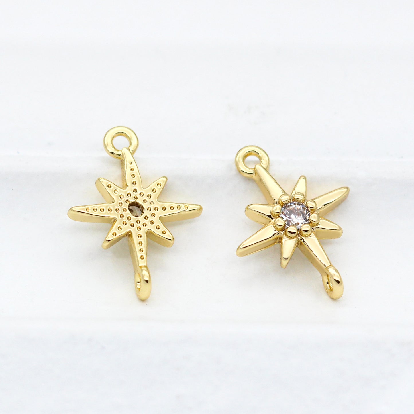 20 connecteurs de charme étoile à double boucle ornés de strass 14K GF