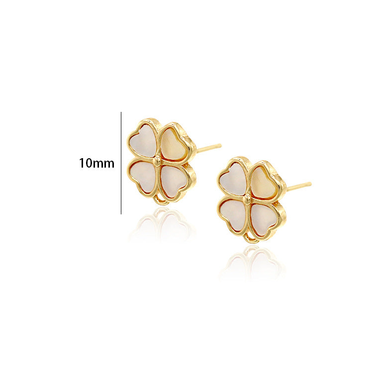 4 boucles d'oreilles à tige trèfle à quatre feuilles ornées de coquillages 14K GF