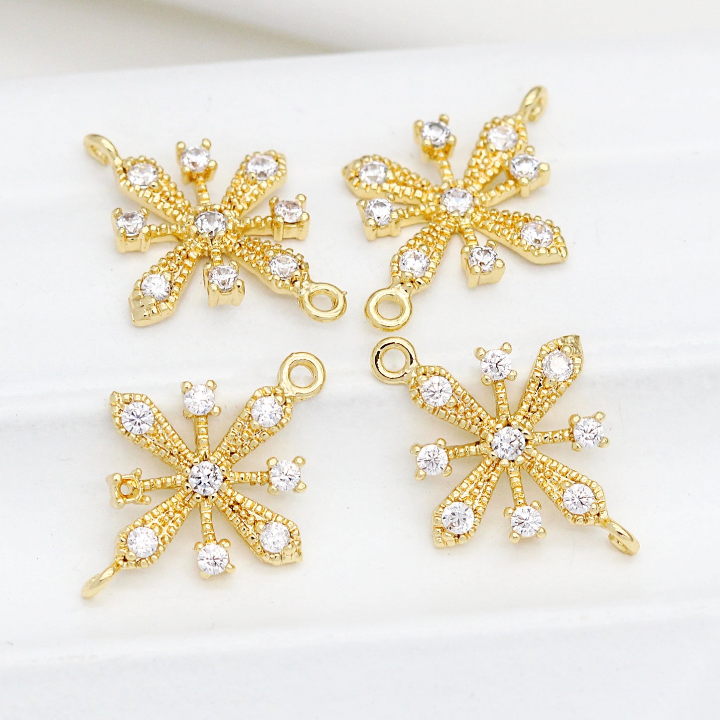 5 connecteur de charme floral de flocon de neige à double boucle orné de strass 14K GF