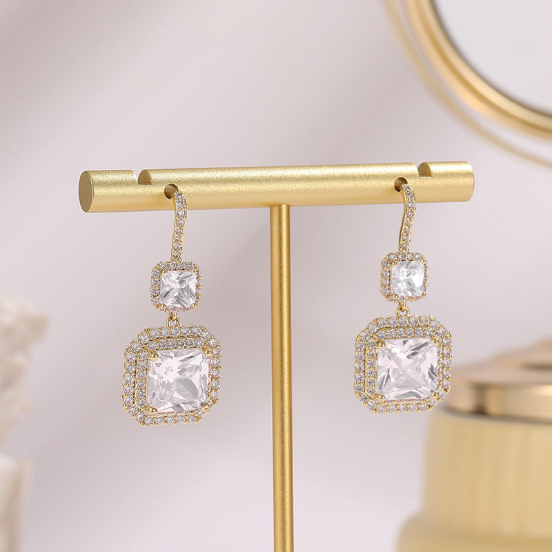 4 boucles d'oreilles à crochet à breloques carrées ornées de strass 14K GF Earing
