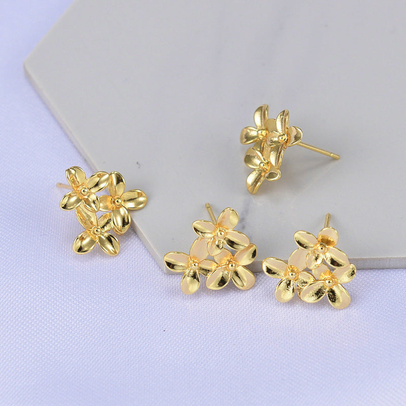 20 Blumen-Ohrstecker mit Öse, 14 K GF