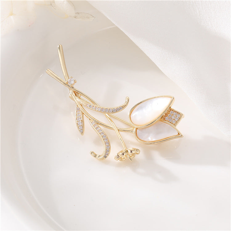 2 broches florales 14K GF strass embellies perle semi-percée perle vierge