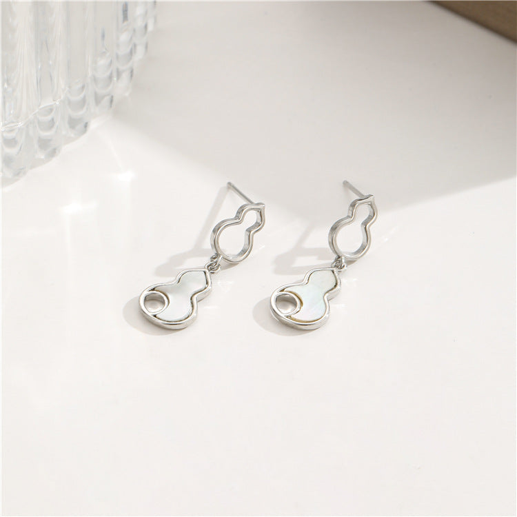 4 boucles d'oreilles à tige en forme de gourde, coquillage orné de strass 14K GF