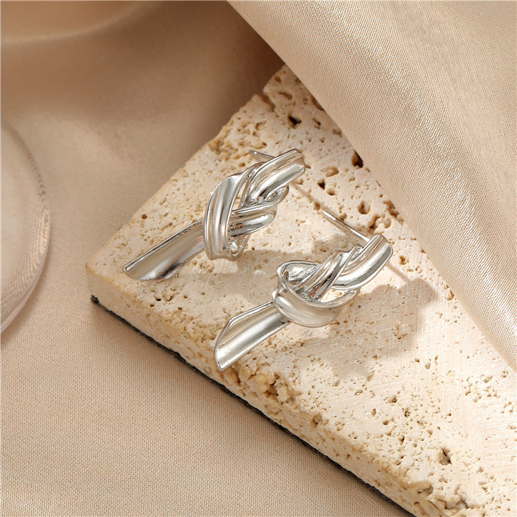 Boucles d'oreilles à tige en forme de poisson rouge, 4 nœuds torsadés, goutte d'eau, 14K GF, fil d'oreille