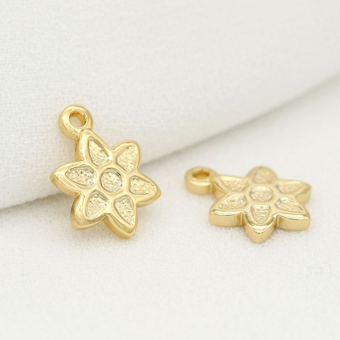 10 pendentif à breloque florale 14K GF