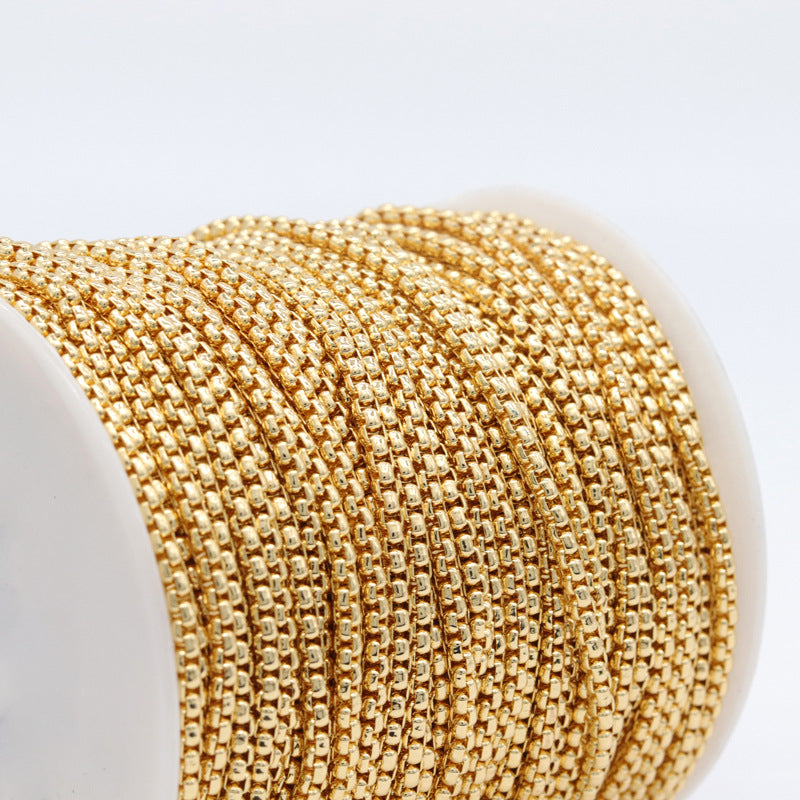 Chaîne à boîte mince cubique de 2 mètres 14K GF