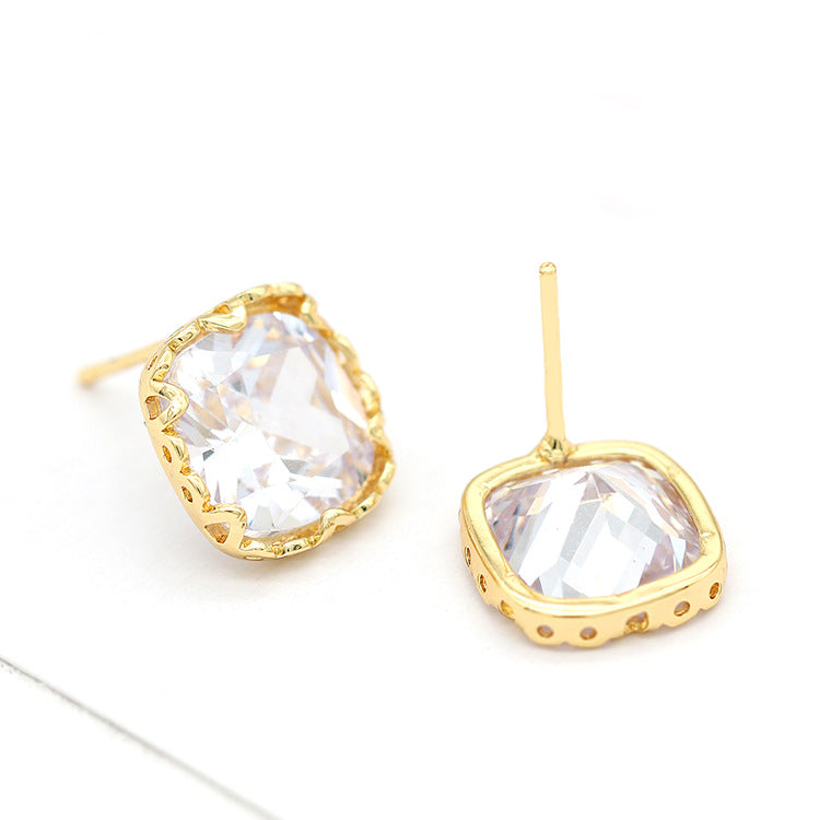 4 boucles d'oreilles rectangulaires à tige ornées de strass 14K GF