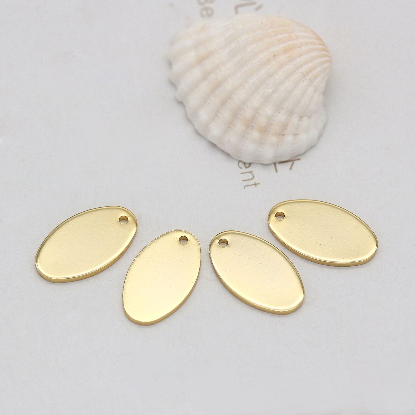 10 pendentifs à breloques ovales brillants 14K GF