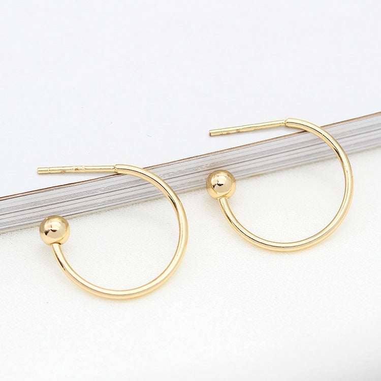 10 Ohrstecker mit runden Perlenenden, 14 Karat GF