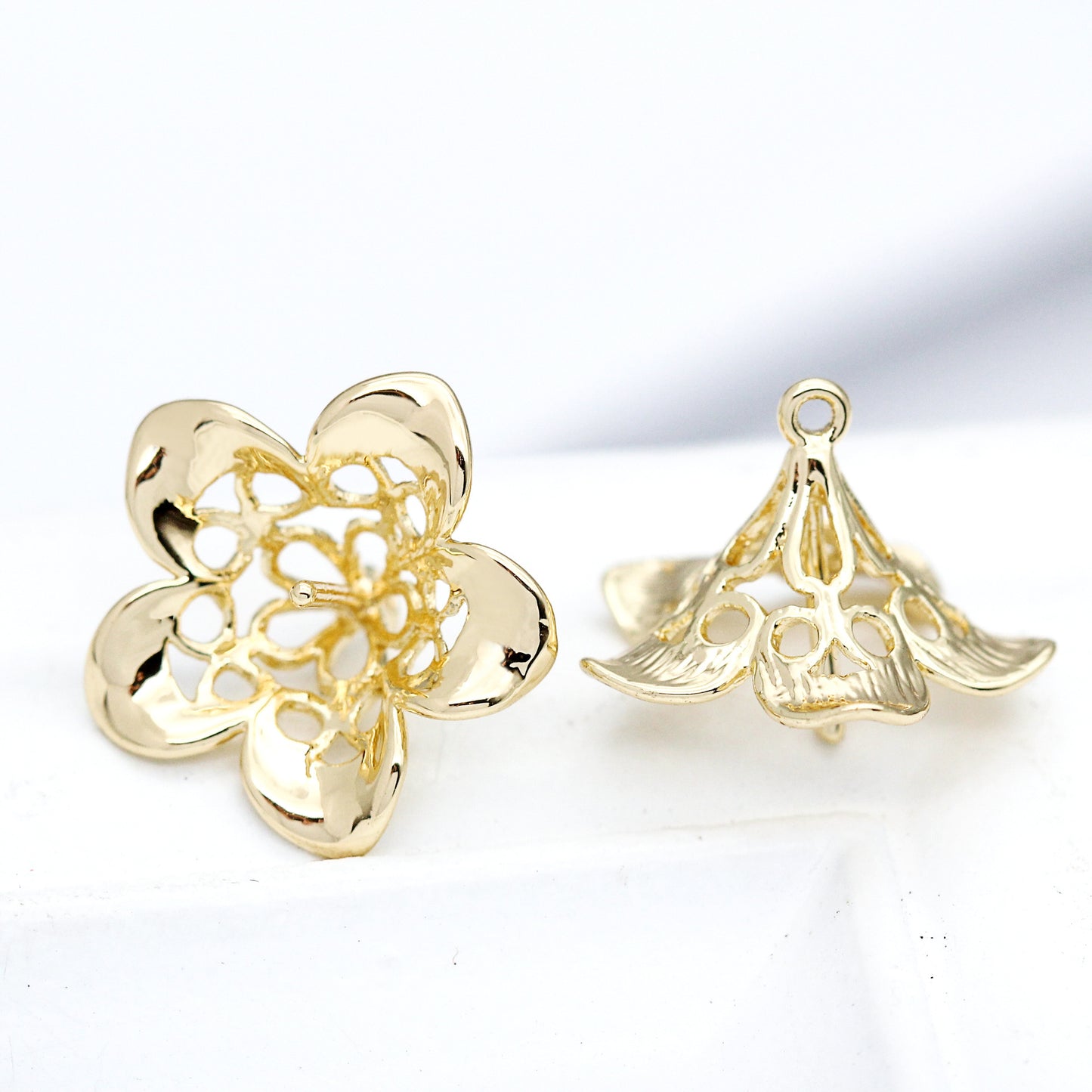 10 pendentif à breloque florale creuse 14K GF perle semi-percée perle vierge