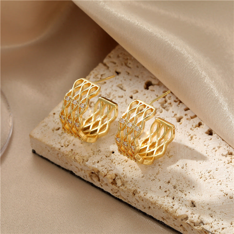 4 boucles d'oreilles à tige en grille semi-circulaire ornées de strass 14K GF Earing